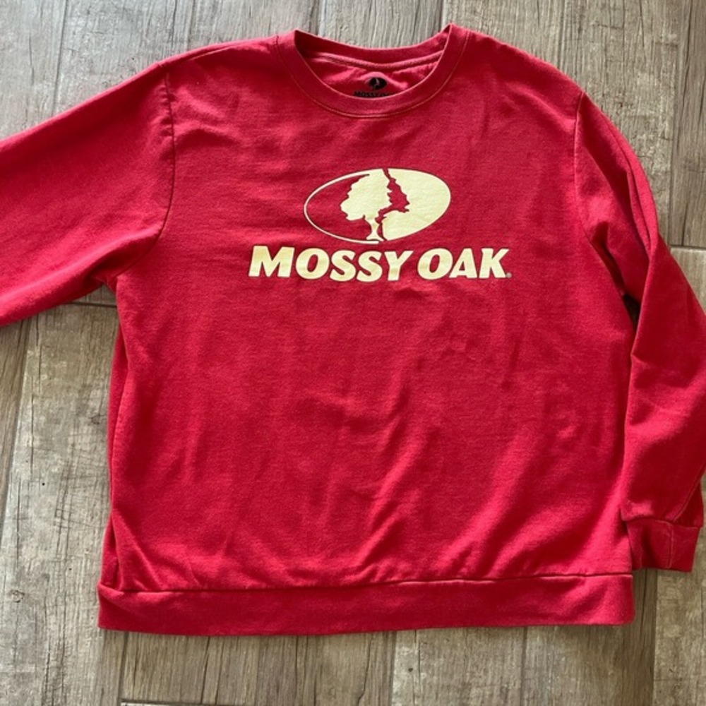 Mossy Oak‎ Red Sweatshirt With Big Cream Logo Fleecy Comfy Cost Size Mens 2XL